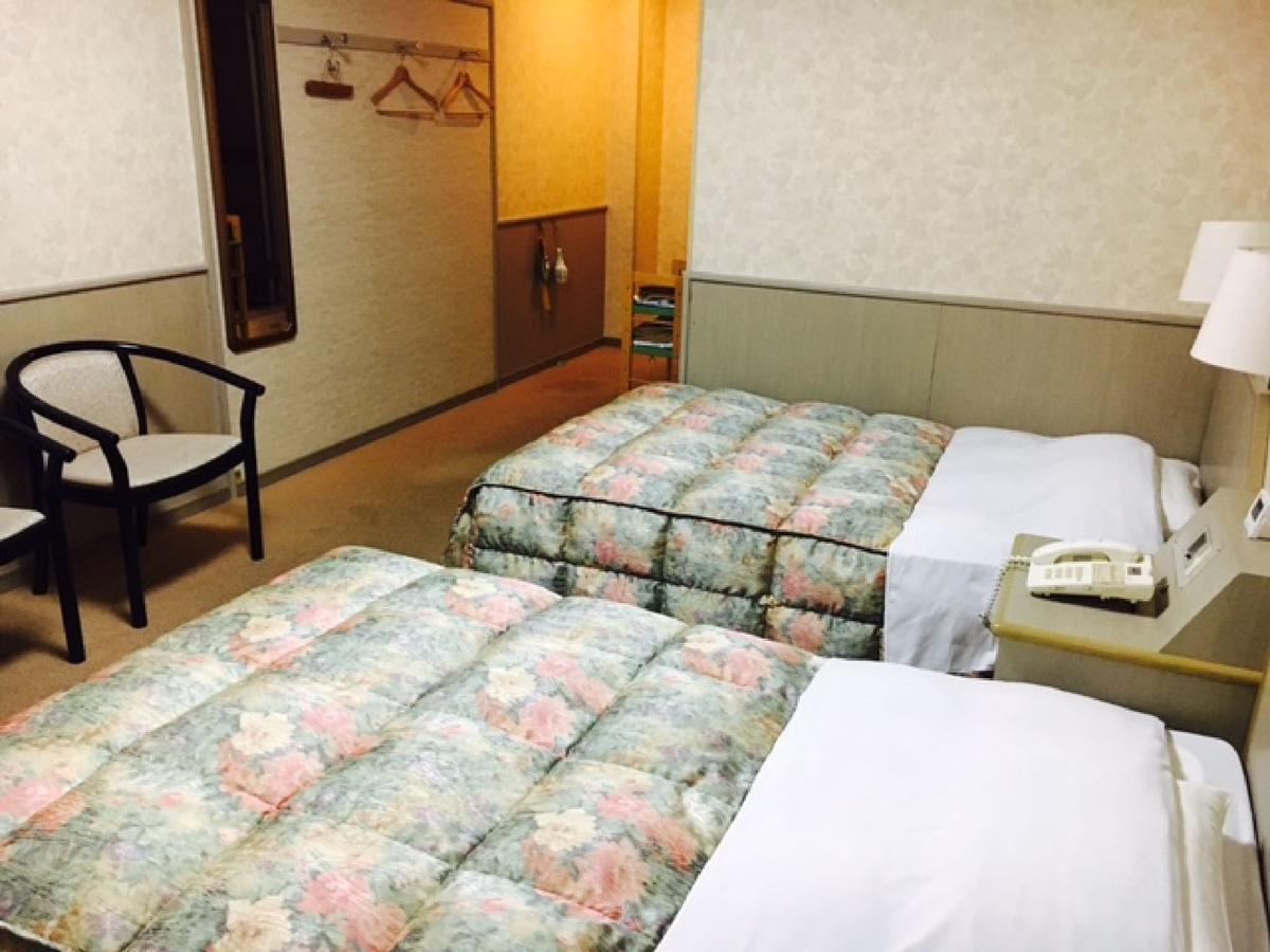 Business Hotel Fukuhara Nobeoka Exterior foto